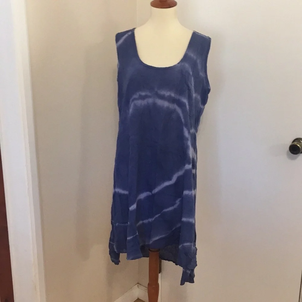 L‎ LOVE TANJANE Dress FF21 3907